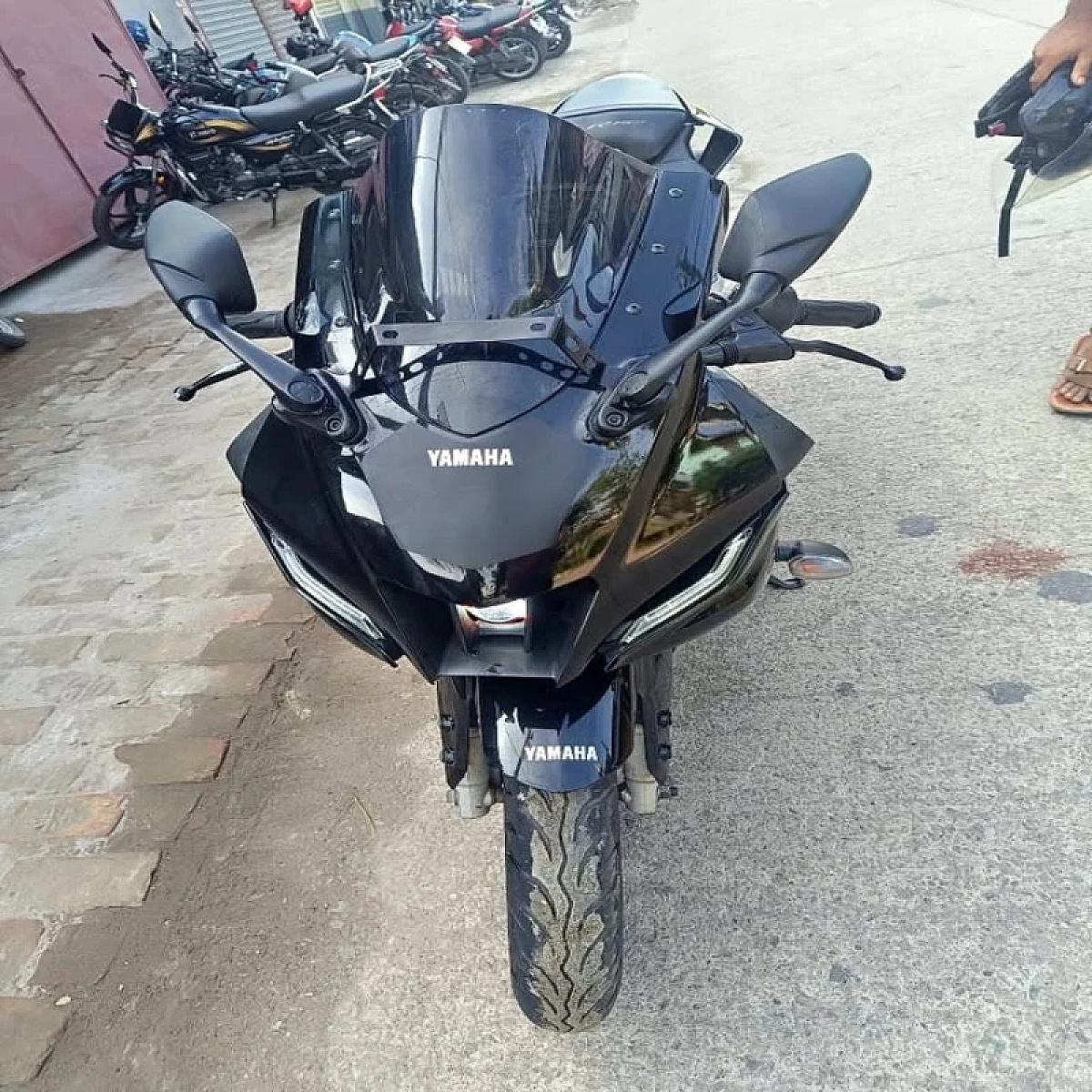 Yamaha R15 M BS6 – 2023